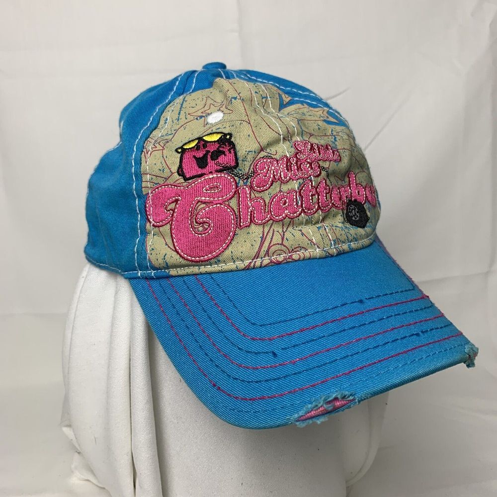 Girls Little Missβ Chatterbox strap back hat